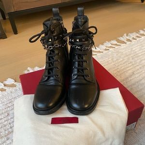 Valentino Garavani Rockstud Chain Leather Combat Boots
39 (9)